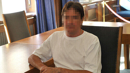 Olaf K. (53), Nürnbergs „dienstältester“ Junkie, stand am Donnerstag wieder einmal vor Gericht. Olaf K. (53), Nürnbergs „dienstältester“ Junkie, stand am Donnerstag wieder einmal vor Gericht.