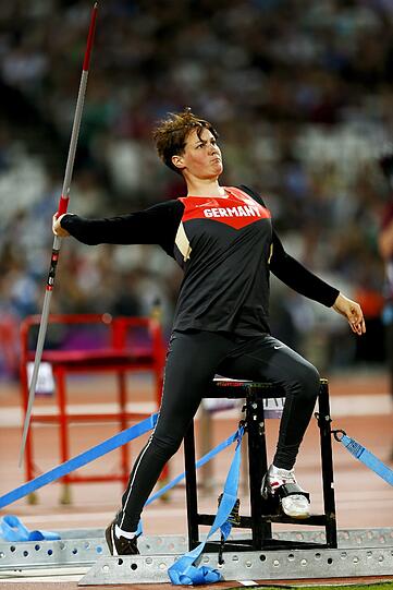 Goldmedaille: Birgit Kober, Leichtathletik: Speerwerfen (F33/34/52/53)