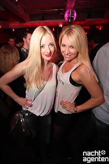 Heiße Frauen stürmen beim "donnerstags clubbing" in der 089Bar die Tanzfläche. Mehr Bilder unter: www.nachtagenten.de