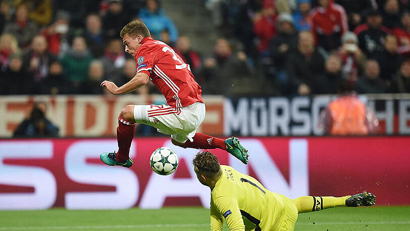 Bayern-Mittelfeldspieler Joshua Kimmich im Vorwärtsgang. Bayern-Mittelfeldspieler Joshua Kimmich im Vorwärtsgang.