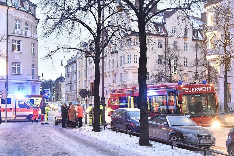 Weitere Bilder vom Brand in der Trogerstraße.