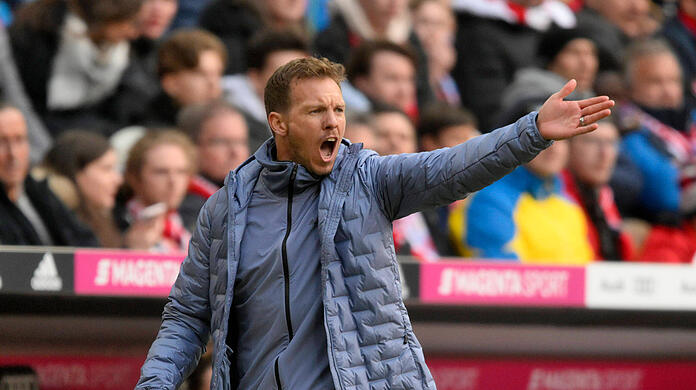 Bayern-Coach Julian Nagelsmann konnte mit der Leistung seiner Mannschaft gegen den FC Augsburg nicht zufrieden sein.