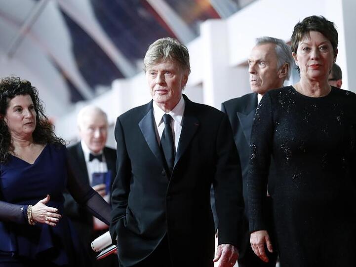 Robert Redford auf dem Weg zur Verleihung.