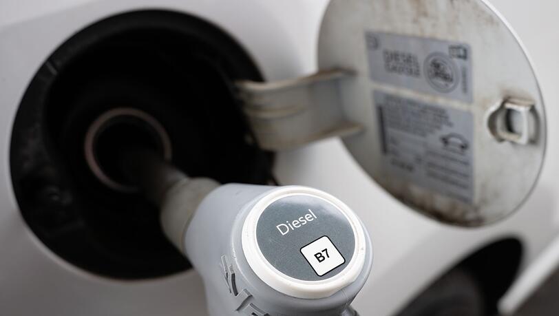 Der Dieselpreis ist sogar minimal gefallen. (Archivbild)