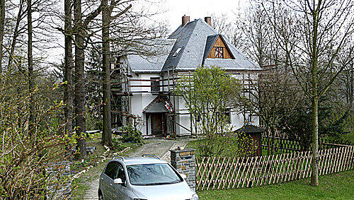 Blick auf das Haus Nr. 14 auf der Moschwitzer Strasse in Elsterberg im Vogtland. Blick auf das Haus Nr. 14 auf der Moschwitzer Strasse in Elsterberg im Vogtland.