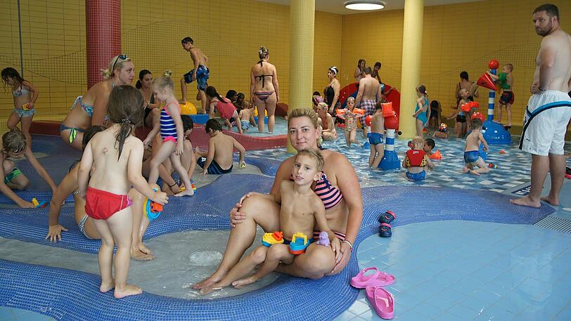 Das "neue", grundsanierte Cosimawellenbad wurde am Samstag wiedereröffnet. Die Bilder.