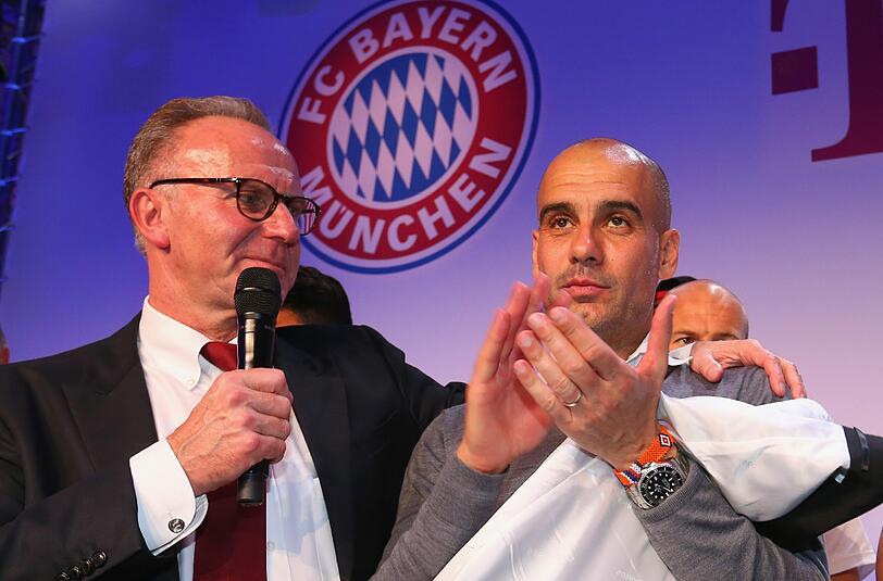 Weitere Bilder von der Champions Party des FC Bayern nach dem DFB-Pokalsieg gegen Dortmund.