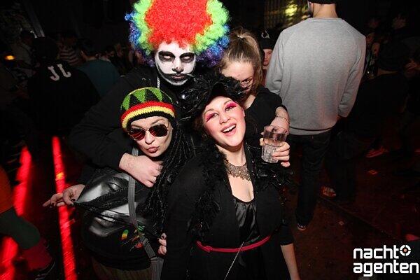 Bunte Musikmischung und beste Faschingslaune gab's beim "Crux Carnival" im Crux.