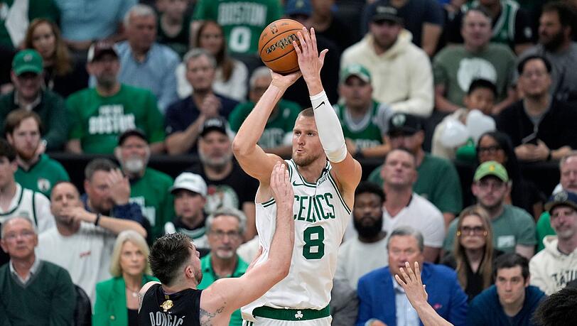 Kristaps Porzingis beendete den Abend mit 20 Punkten.