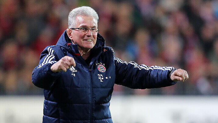 Er jubelt bald schon nicht mehr mit dem FC Bayern: Dem deutschen Rekordmeister wird auf der Suche nach einem Nachfolger von Jupp Heynckes so langsam die Zeit knapp.