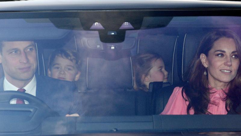 William und Kate bringen Prinz George und Prinzessin Charlotte mit zum Weihnachtsessen. William und Kate bringen Prinz George und Prinzessin Charlotte mit zum Weihnachtsessen.