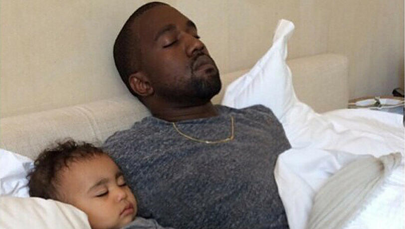 Wie süß: Kanye West mit Töchterchen North West Wie süß: Kanye West mit Töchterchen North West