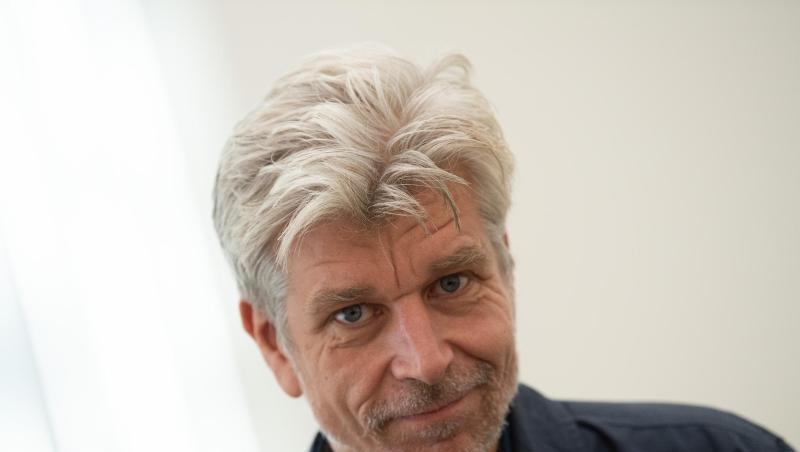 Bestsellerautor Karl Ove Knausgaard hält Peter Handke für einen würdigen Nobelpreisträger. Bestsellerautor Karl Ove Knausgaard hält Peter Handke für einen würdigen Nobelpreisträger.