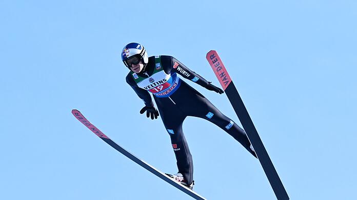 Skispringer Andreas Wellinger in Aktion.