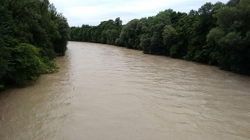 Die Isar wird am Wochenende wieder zum reißenden Strom.