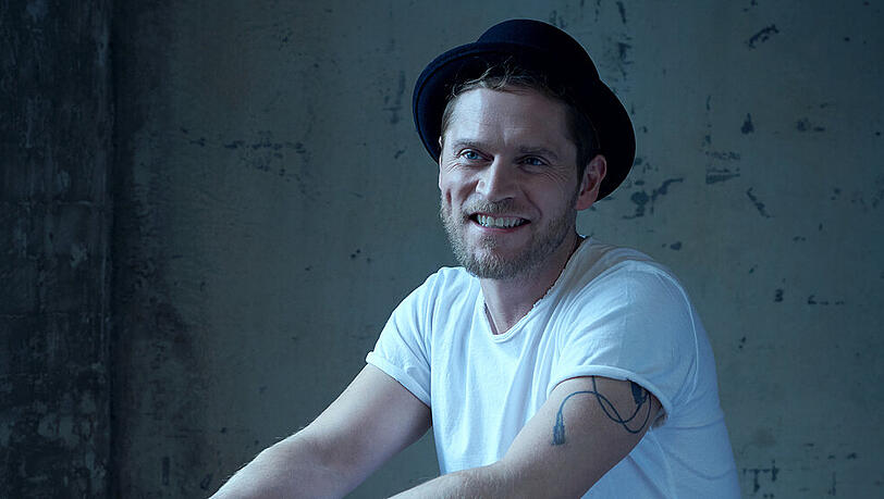Anfang November hat Johannes Oerding sein neuestes Album "Konturen" veröffentlicht Anfang November hat Johannes Oerding sein neuestes Album "Konturen" veröffentlicht