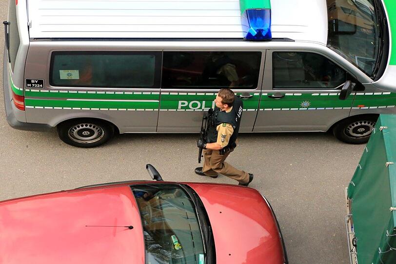 Bilder vom Tatort in der Zentnerstraße