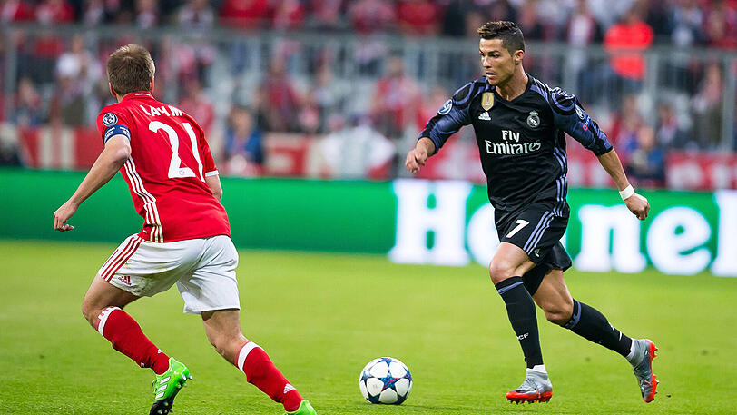Philipp Lahm: Note 3. Die Duelle mit Ronaldo liegen Lahm, auch diesmal  
meist Sieger. Trieb eifrig mit nach vorne, spielte gute Pässe,  
leistete sich kaum Fehler. Einer der Besseren.