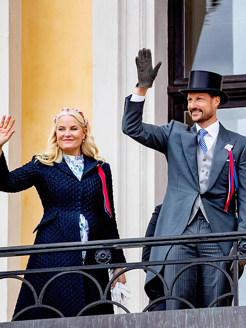 Kronprinzessin Mette-Marit und Kronprinz Hakoon.