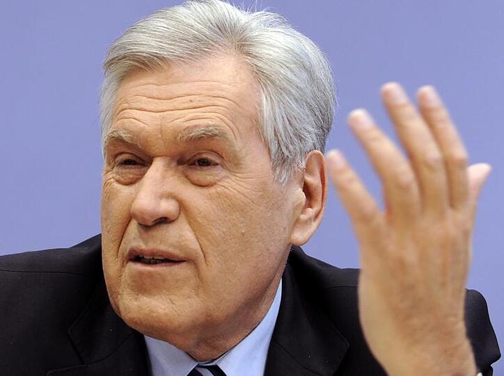Michael Glos bleibt auch weiterhin der Chef der unterfränkischen CSU.