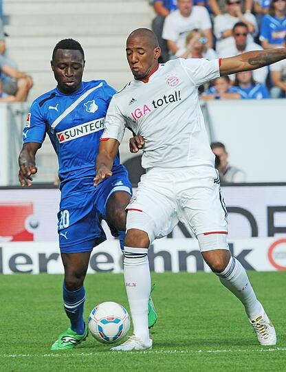 JEROME BOATENG: In der Spieleröffnung mit Schwächen, im Zweikampf nicht immer ohne Fehler. Note 4