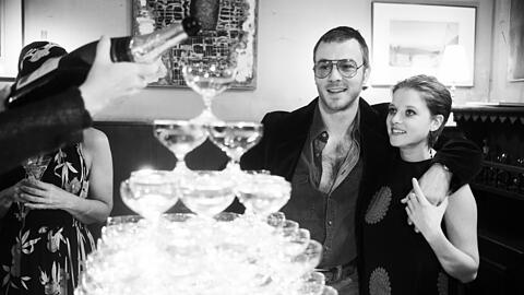Der Schriftsteller Thomas Brasch (Albrecht Schuch) und seine Freundin Katarina (Jella Haase).
