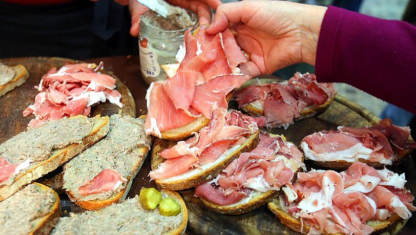 Nicht nur Wurst, auch das Muskelfleisch aller Säugetiere ist den WHO-Studien zufolge wahrscheinlich krebserregend.