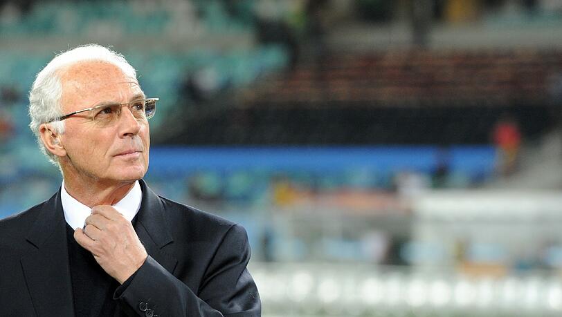 Laut einem "Spiegel"-Bericht erhielt Franz Beckenbauer Geld für seine Tätigkeit als WM-OK-Chef. Laut einem "Spiegel"-Bericht erhielt Franz Beckenbauer Geld für seine Tätigkeit als WM-OK-Chef.