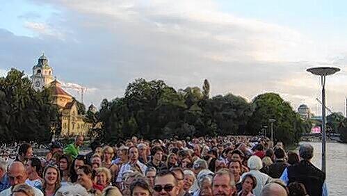 75000 Besucher werden zum Isarinselfest erwartet. 75000 Besucher werden zum Isarinselfest erwartet.