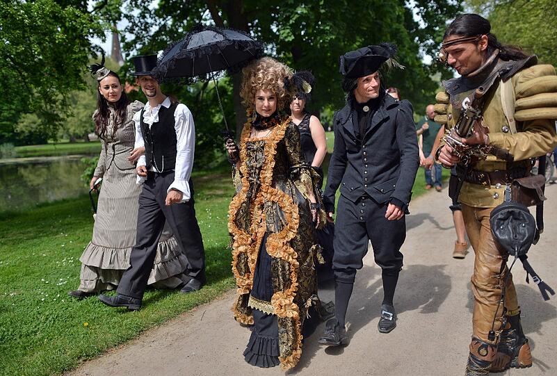 Das viktorianische Picknick auf dem Wave Gotik Treffen in Leipzig.