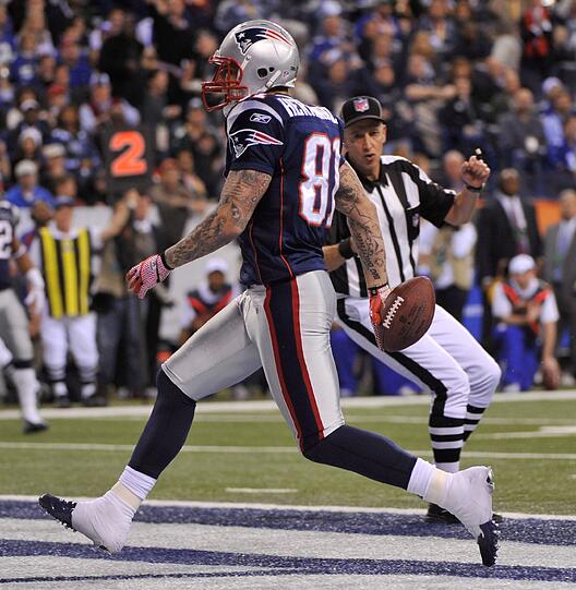Einfach gigantisch: Die New York Giants haben den 46. Super Bowl gewonnen. Gegen die New England Patriots um Quarterback Tom Brady und den deutschen Sebastian Vollmer siegten die Giants in einem packenden Spiel mit 21:17. Hier sehen Sie die besten Bilder vom NFL-Spektakel in Indianapolis.