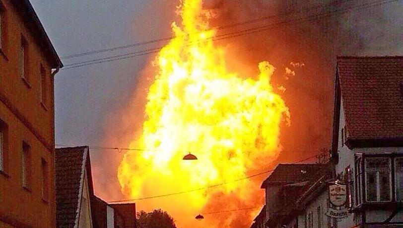 Bei der verheerenden Explosion kam ein Mensch ums Leben. Bei der verheerenden Explosion kam ein Mensch ums Leben.