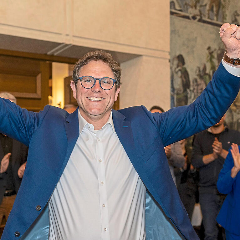 Martin Heilig (49) ist Diplom-Handelslehrer und Grünen-Politiker. Am 18. Mai ist er zum Oberbürgermeister in Würzburg gewählt worden. Zuvor war er seit 2020 zweiter hauptamtlicher Bürgermeister.