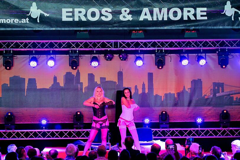 "Eros und Amore": Die heißen Bilder von der Erotikmesse in der Olympiahalle!
