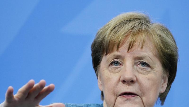 Kanzlerin Angela Merkel äußert in einer Botschaft zum 1. Mai Verständnis für die Situation vieler Menschen in der Pandemie: "Mir ist bewusst, wie anstrengend es sein kann, wenn über Monate der Esstisch gleichzeitig Schreibtisch und Hausaufgabenplatz für die Kinder ist.". Kanzlerin Angela Merkel äußert in einer Botschaft zum 1. Mai Verständnis für die Situation vieler Menschen in der Pandemie: "Mir ist bewusst, wie anstrengend es sein kann, wenn über Monate der Esstisch gleichzeitig Schreibtisch und Hausaufgabenplatz für die Kinder ist.".