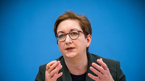 Immer schärfere Dämmvorschriften hätten das Bauen sehr teuer gemacht, sagt Bauministerin Klara Geywitz.