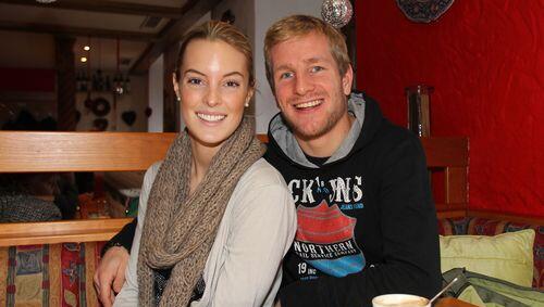 Stefan Aigner mit seiner Freundin Laura. Stefan Aigner mit seiner Freundin Laura.