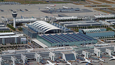 Angeblich plant die CSU, die dritte Startbahn über die Flughafen-Anteile zu kaufen.