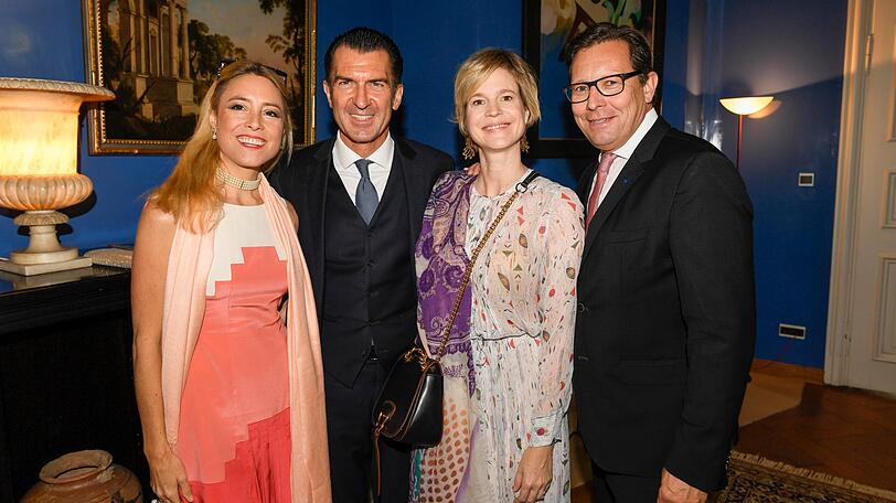Franziska Gräfin Fugger von Babenhausen, Philipp Welte (Vorstand Hubert Burda Media), Prinzessin Isabelle zu Hohenlohe-Jagstberg und Robert Pölzer (Bunte-Chefredakteur).