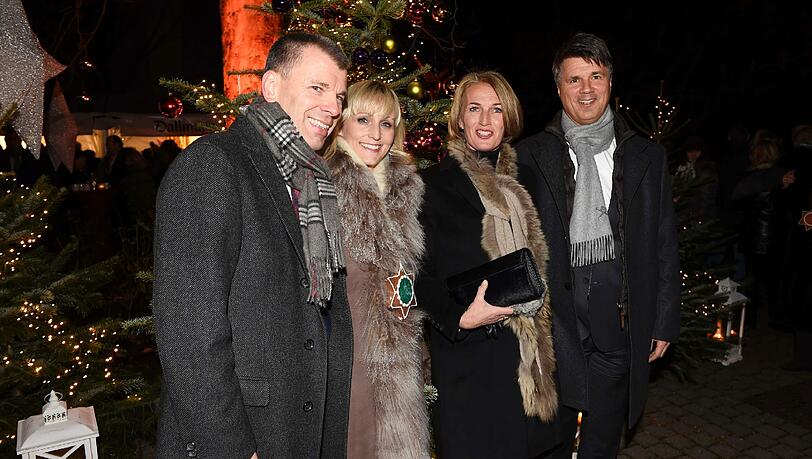 Peter Mey (Leiter der BMW Niederlassung München) mit Frau Candy Pomp und Harald Krüger (BMW Vorstandsvorsitzender) mit seiner Frau Martina Peter Mey (Leiter der BMW Niederlassung München) mit Frau Candy Pomp und Harald Krüger (BMW Vorstandsvorsitzender) mit seiner Frau Martina