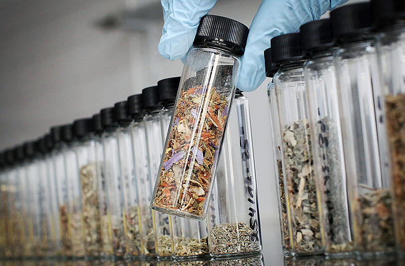 Sogenannte Legal Highs sind oft mit synthetischen Drogen versetzte Kräutermischungen.