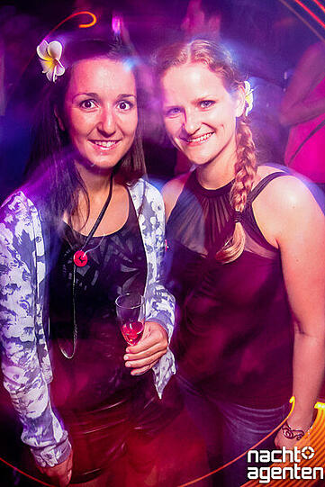 Im Jack Rabbit war am Samstag "House vs. Black" angesagt.