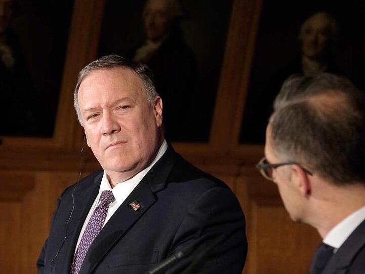 Bundesaußenminister Heiko Maas (r.), und Mike Pompeo, Außenminister der USA, während einer Pressekonferenz.