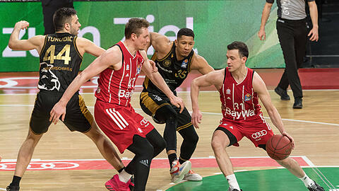 Die Basketballer vom FC Bayern haben 83:85 gegen Löwen Braunschweig verloren.