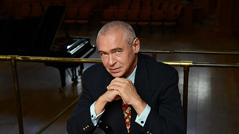 Martha Argerich bezeichnete Ivo Pogorelich einst als &bdquo;Genie&ldquo;. Mittlerweile ist er eher ein Exzentriker.