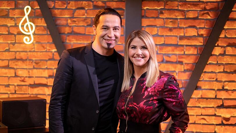 Bülent Ceylan und Beatrice Egli freuen sich auf "Die ZDF-Mitternachtsparty".