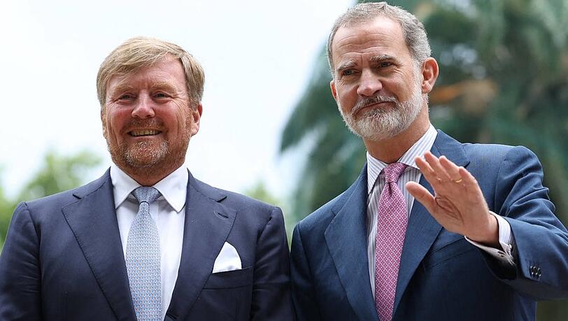 König Willem-Alexander der Niederlande (l.) und König Felipe VI. von Spanien in Madrid.