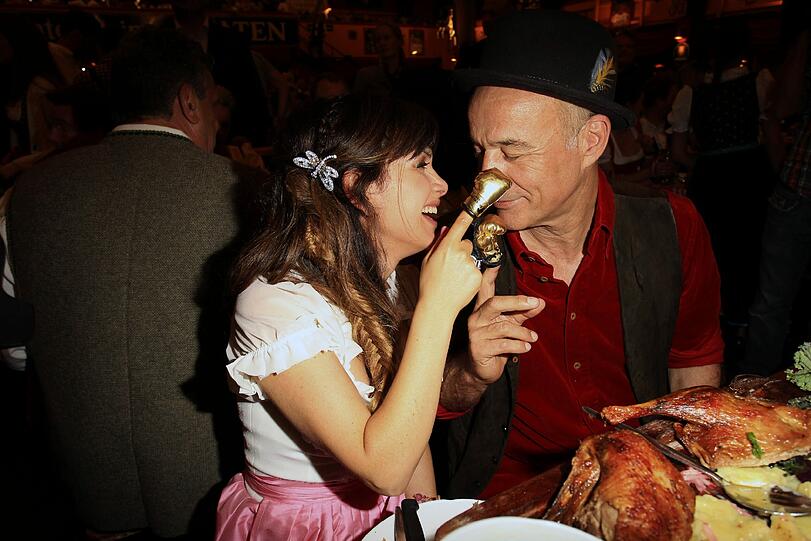 Heiner Lauterbach mit Ehefrau Viktoria Skaf im Hippodrom.