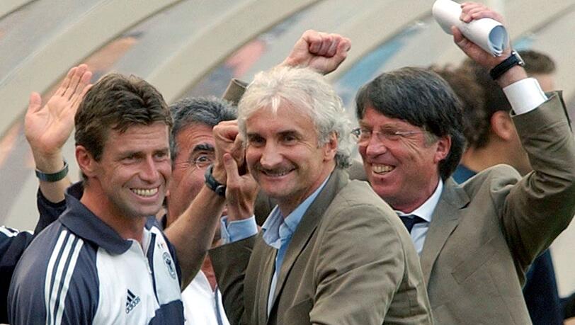 2002 feierte Rudi V&ouml;ller als DFB-Teamchef einen Sieg gegen Paraguay. (Archivbild)