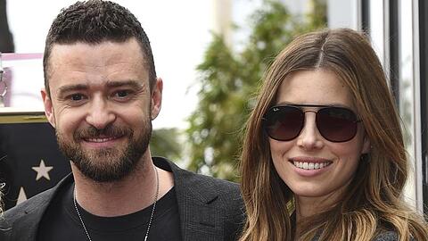 Justin Timberlake hat sich bei seiner Frau Jessica Biel für sein Fehlverhalten entschuldigt.